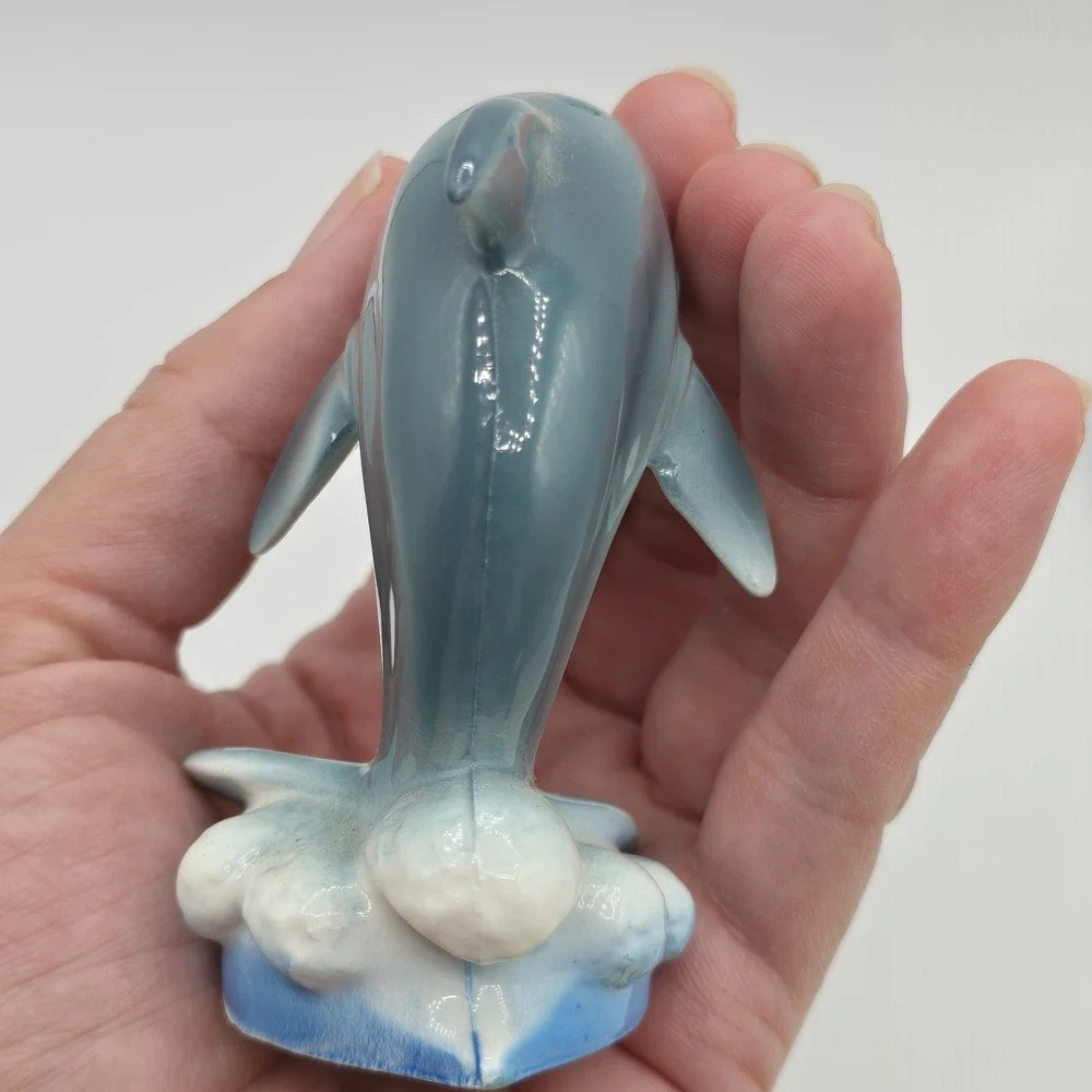 Vintage Whale Salt and Pepper Shakers 1950s/1960s Japan Kitschy Anthropomorphic
